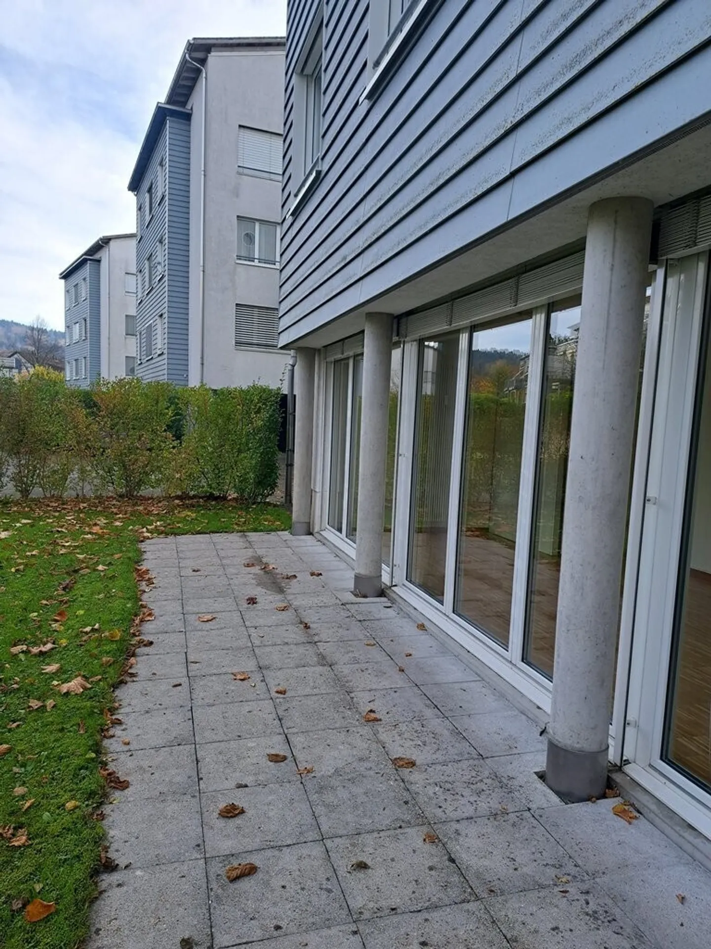 Bright studio for rent - Photo 7 of 9