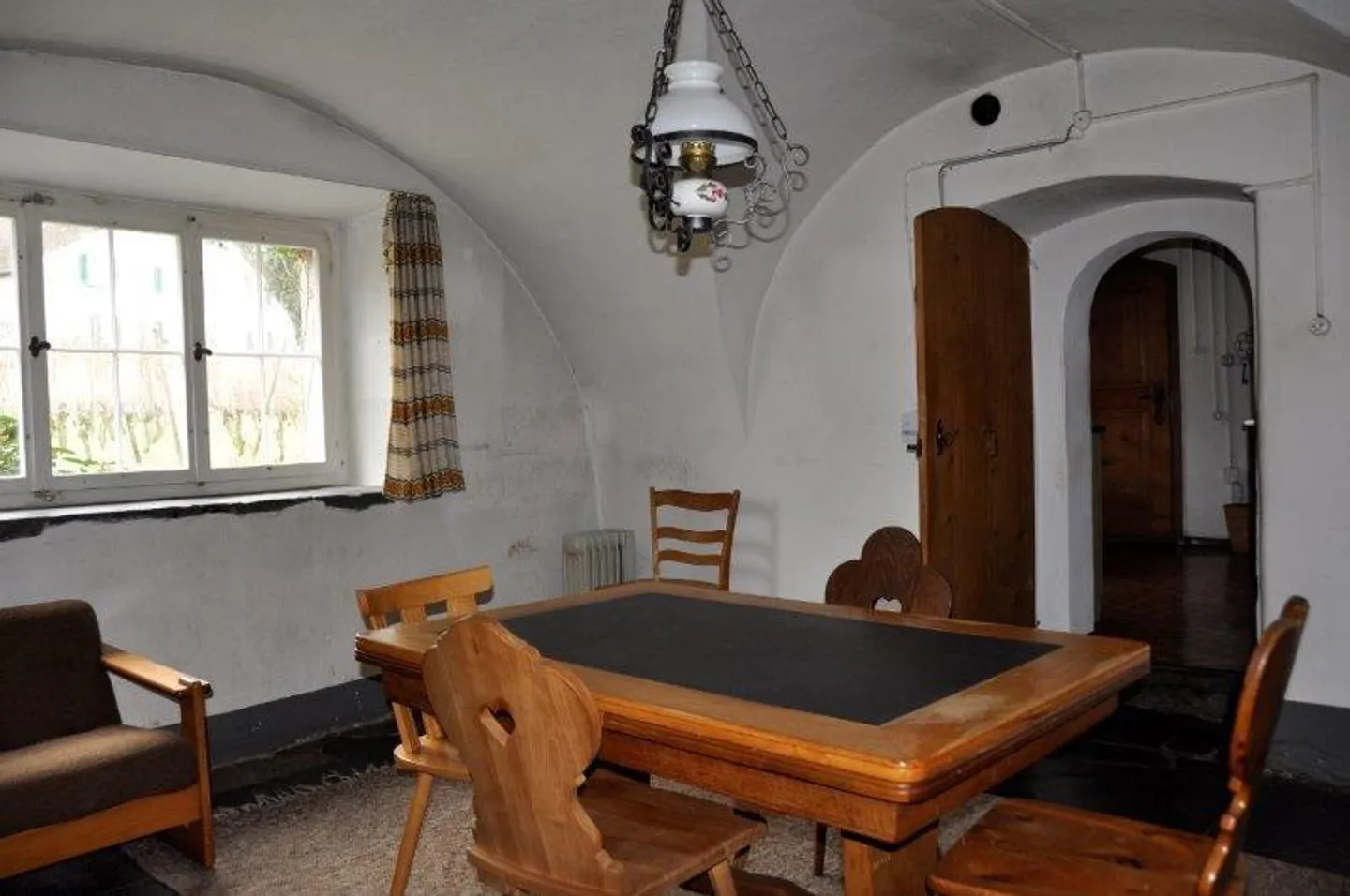 3.5 Zimmer altbau Wohnung mit Holzfeuerung mitten in Maienfeld - Foto 6 von 10