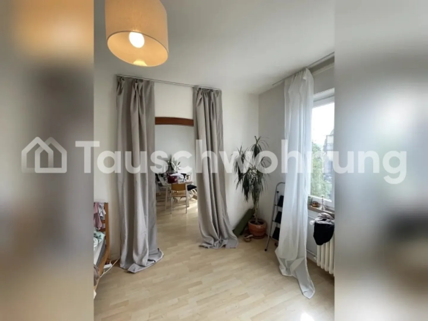 Exchange 3.5-room apartment in Zurich, District 6 - Photo 4 of 7