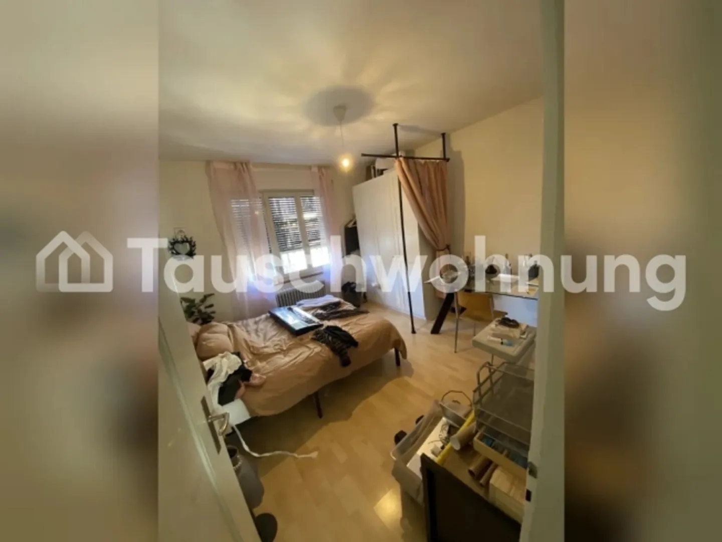 Exchange 3.5-room apartment in Zurich, District 6 - Photo 7 of 7