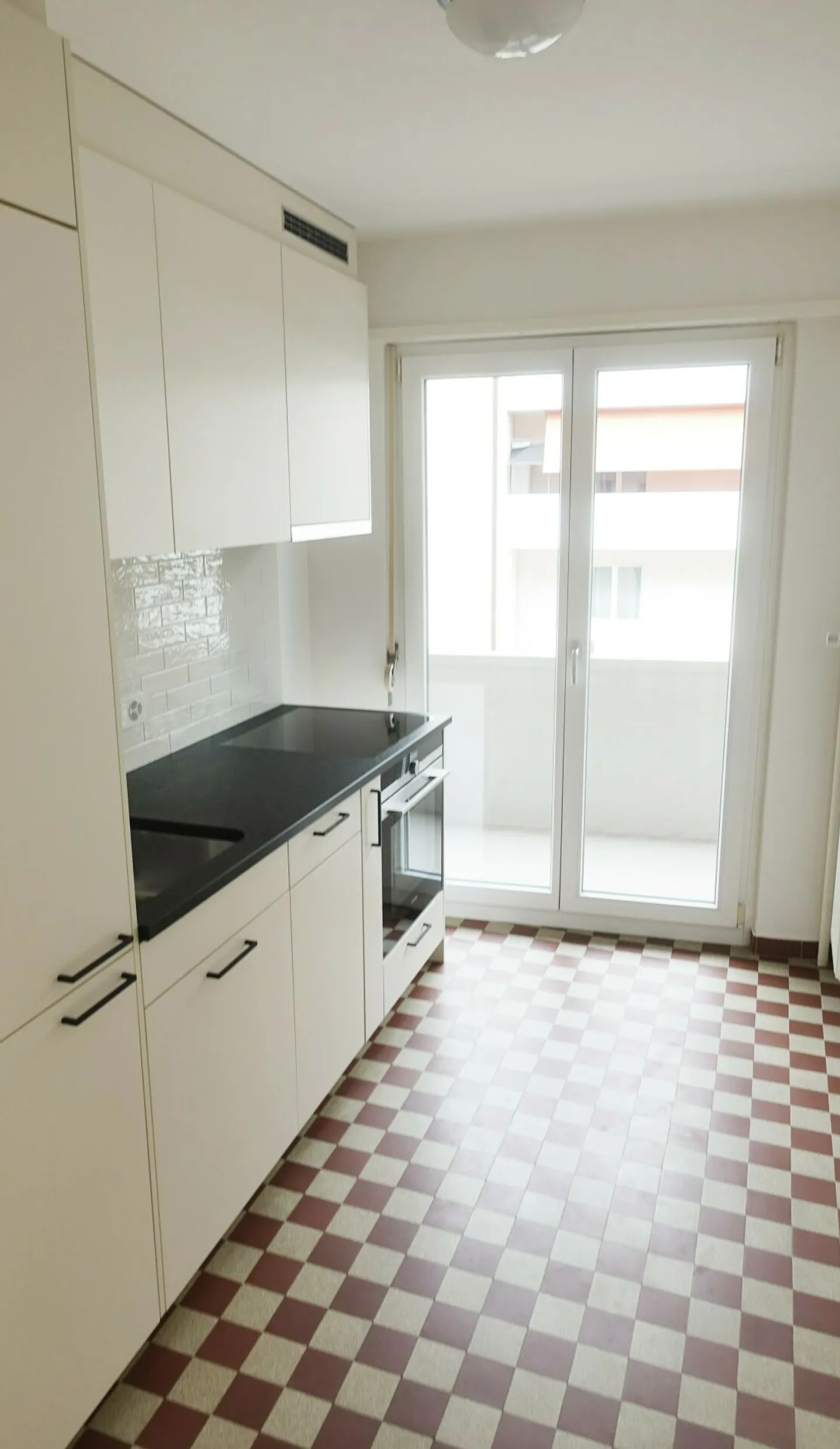 Appartement 2 pièces Oberwilerstrasse 60 - au 1er étage - WG_102 - Photo 4 sur 9