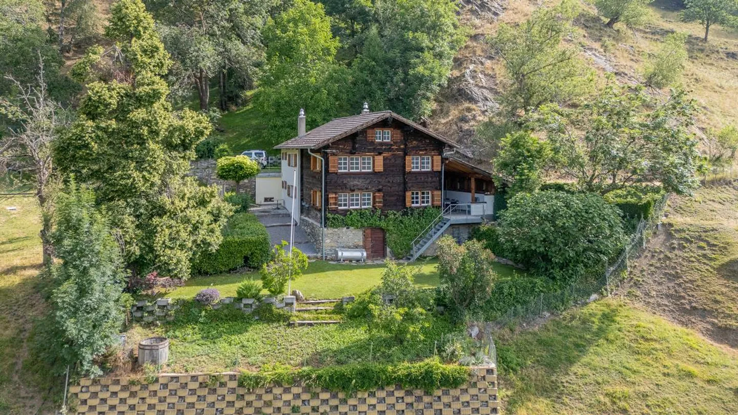 Charmantes renoviertes Chalet - Foto 2 von 25