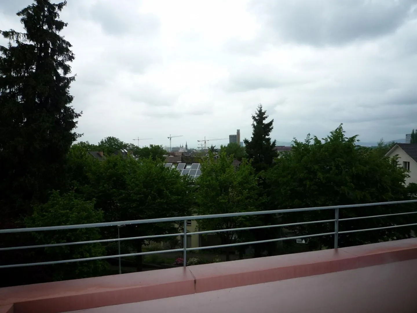 4-room apartment near the artificial ice rink Margrethen in Basel - Photo 5 of 8