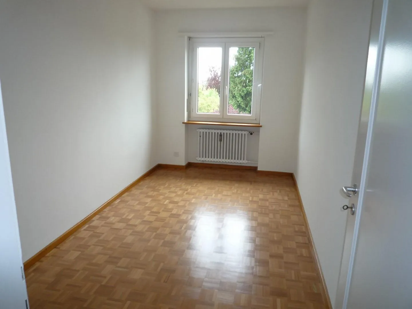 4-room apartment near the artificial ice rink Margrethen in Basel - Photo 7 of 8