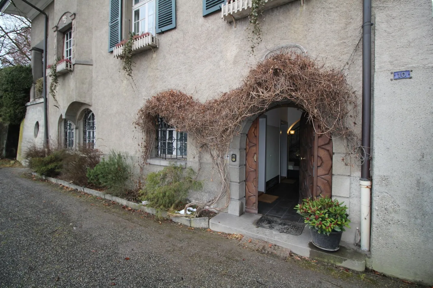 Appartement 2 pièces (rez-de-chaussée) au centre de Belp - Photo 2 sur 10