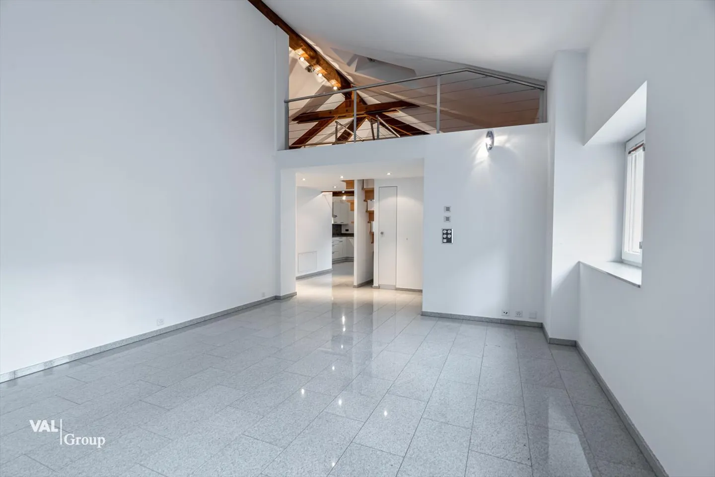 Beautiful duplex apartment in the most central location - Photo 1 of 11