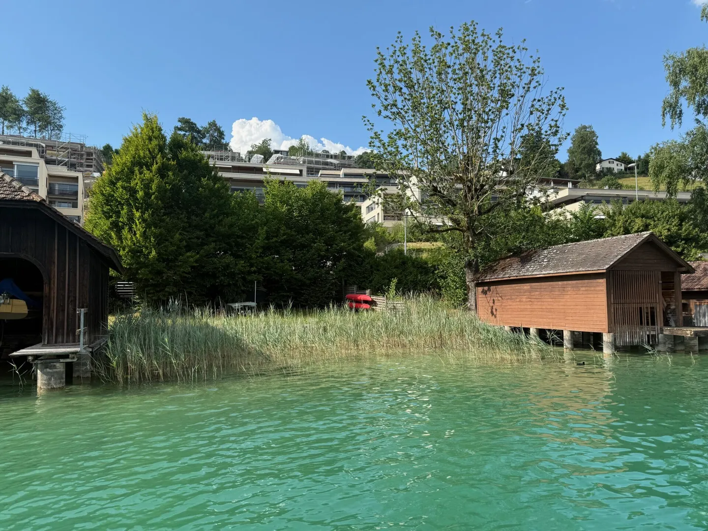 EXKLUSIVES NEUBAU-JUWEL: Luxus-Gartenwohnung mit 180°-Panoramablick auf See & Berge - Foto 7 von 8