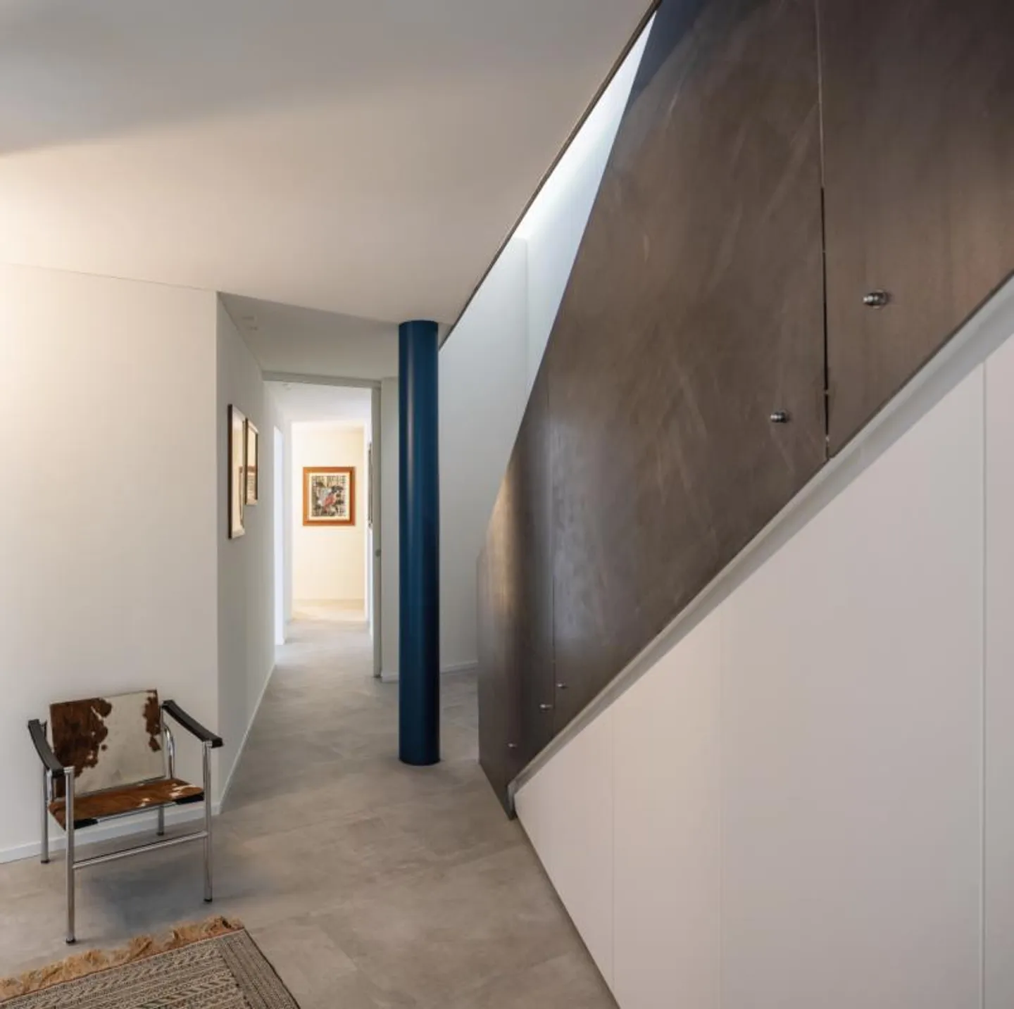 MAGLIASO · DUPLEX-ATELIER WITH LARGE TERRACES · CONTEMPORARY ELEGANCE - Photo 5 of 10