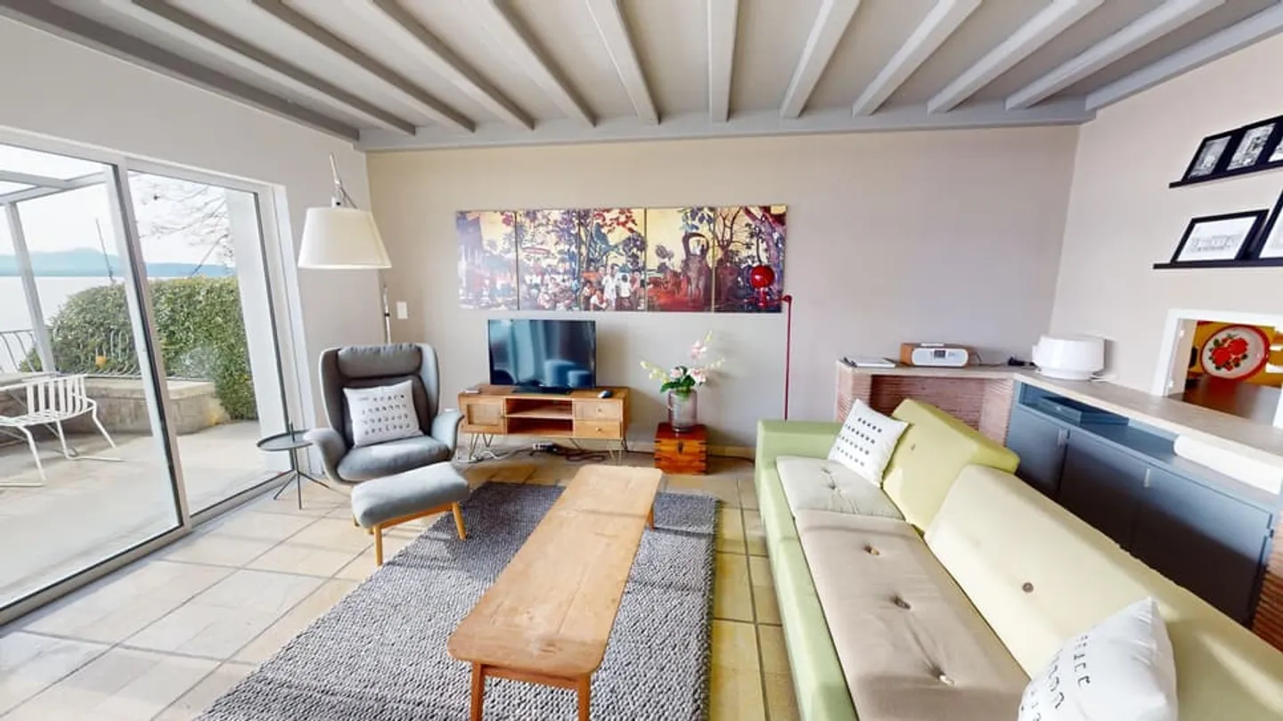 Maison charmante au bord du lac avec jetée privée - Buchillon! - Photo 3 sur 13