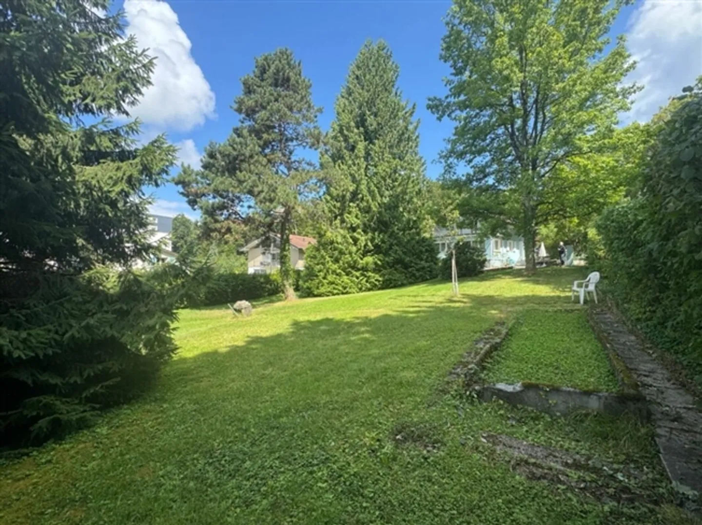 Beautiful building plot of 1,800 m² in Epalinges, district of Croisettes - Photo 4 of 6