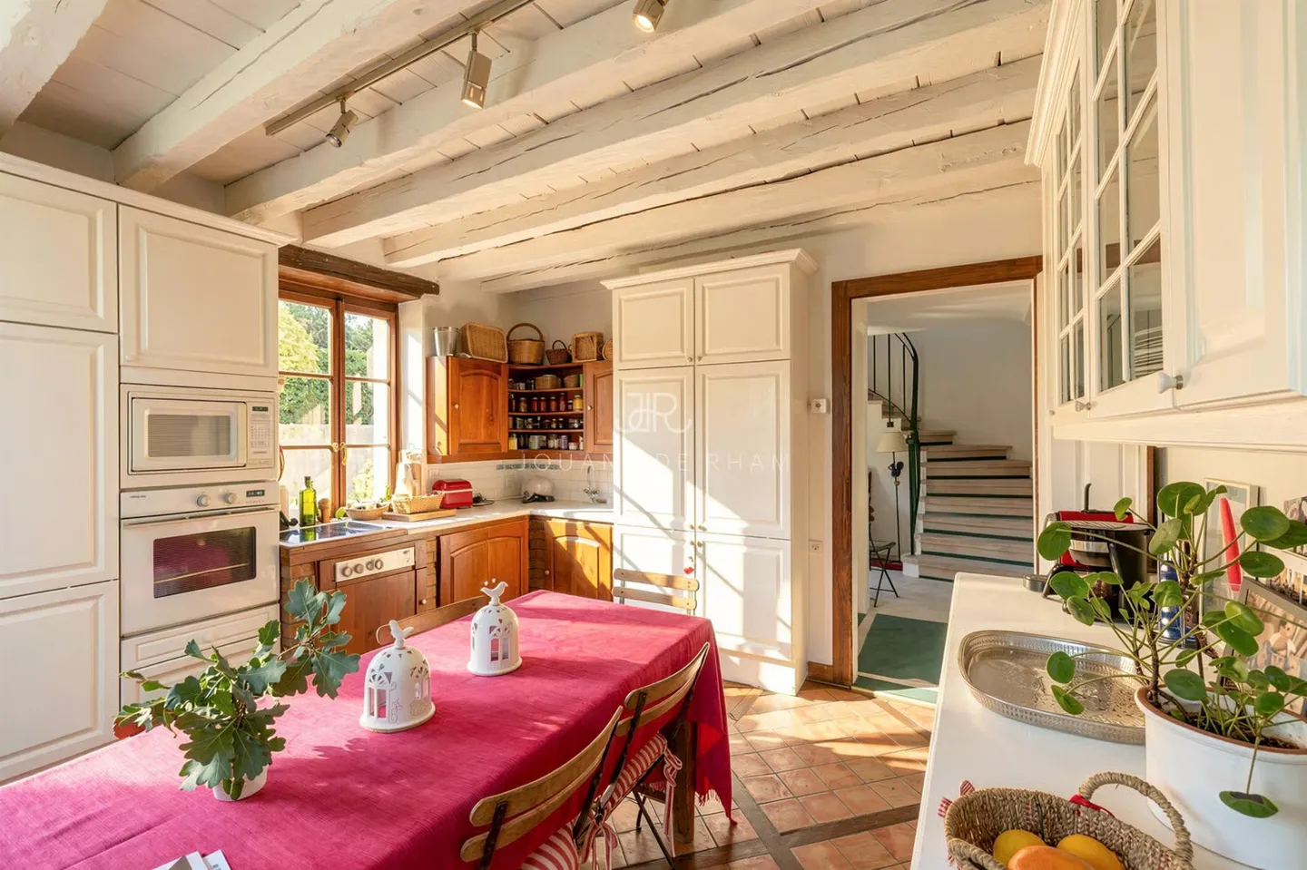 Élégante maison de caractère au coeur de la campagne genevoise - Photo 4 sur 11
