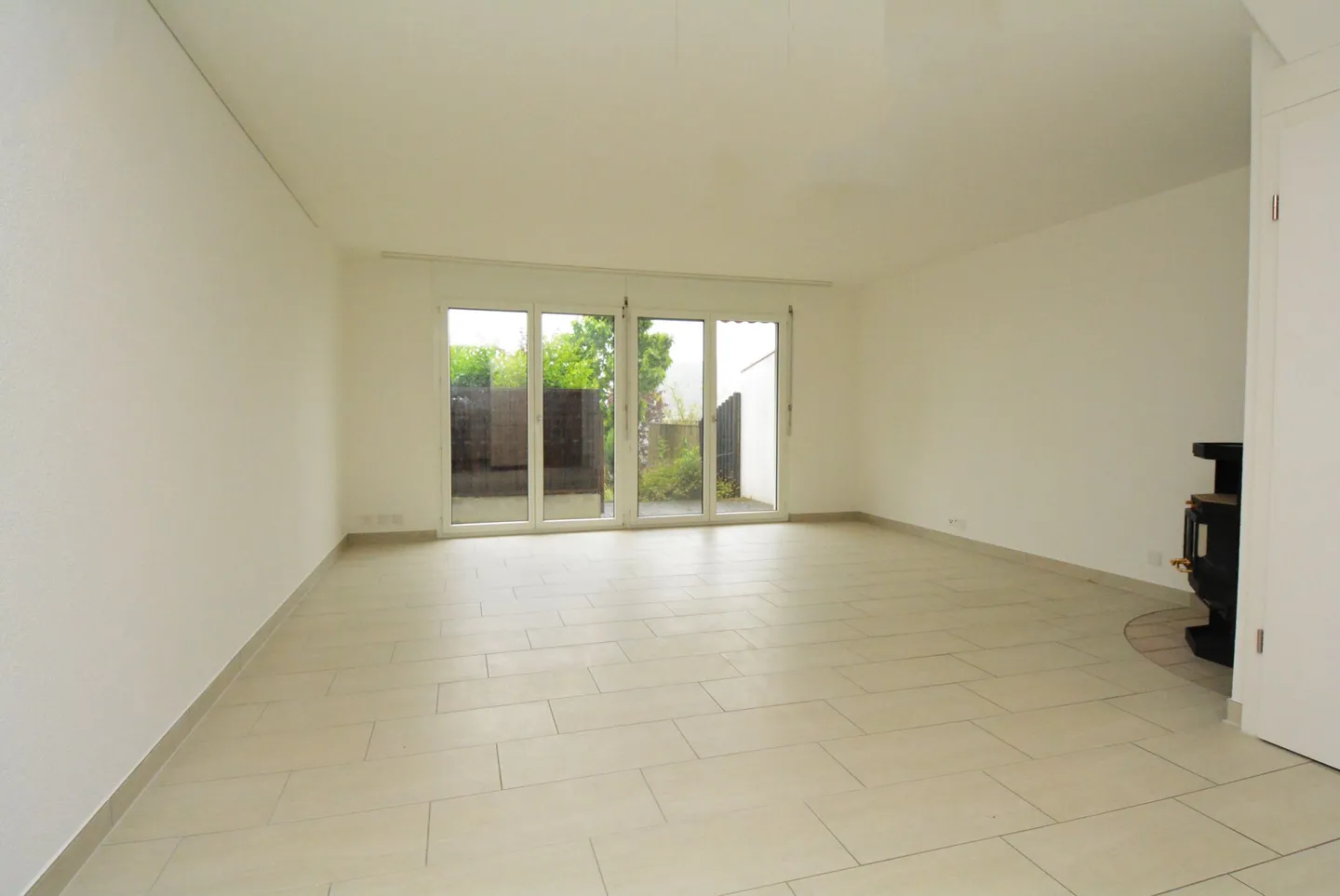 Charmantes Reihenhaus mit Garten - Foto 2 von 20