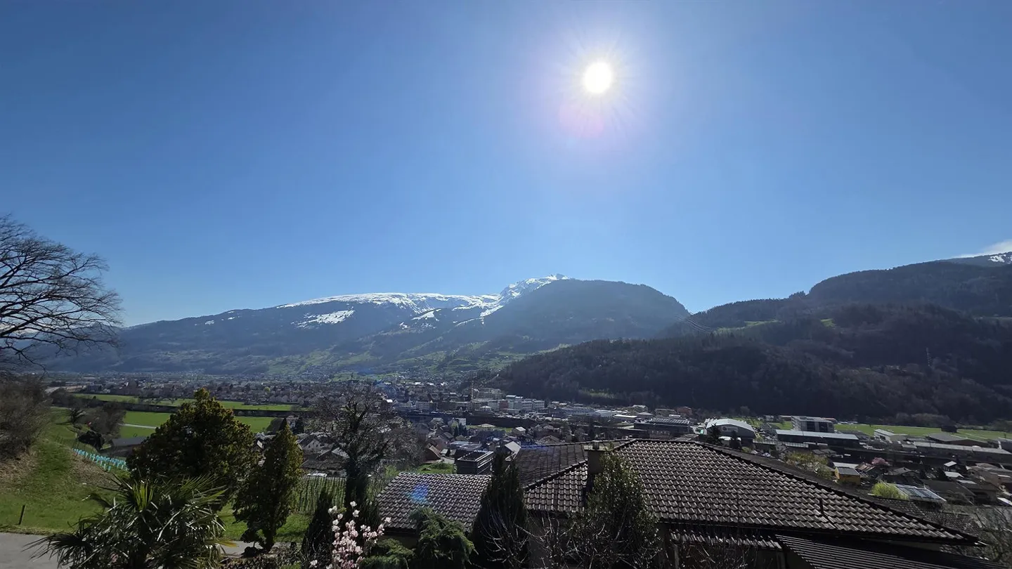 Geräumige Terrassenwohnung mit Talblick - Foto 6 von 24