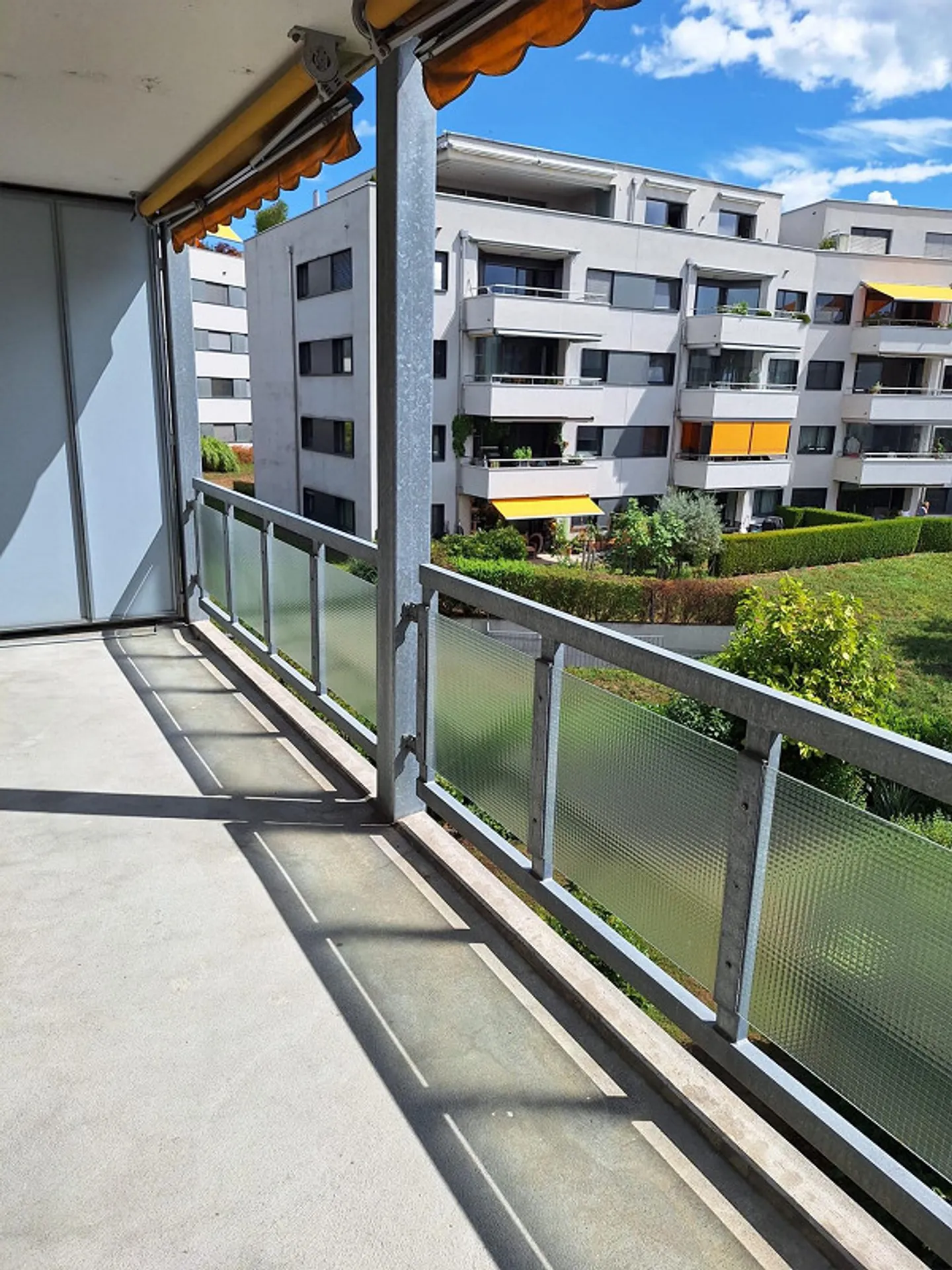 Bright 2.5-room apartment in Cham from 1.10.26 - Photo 6 of 13
