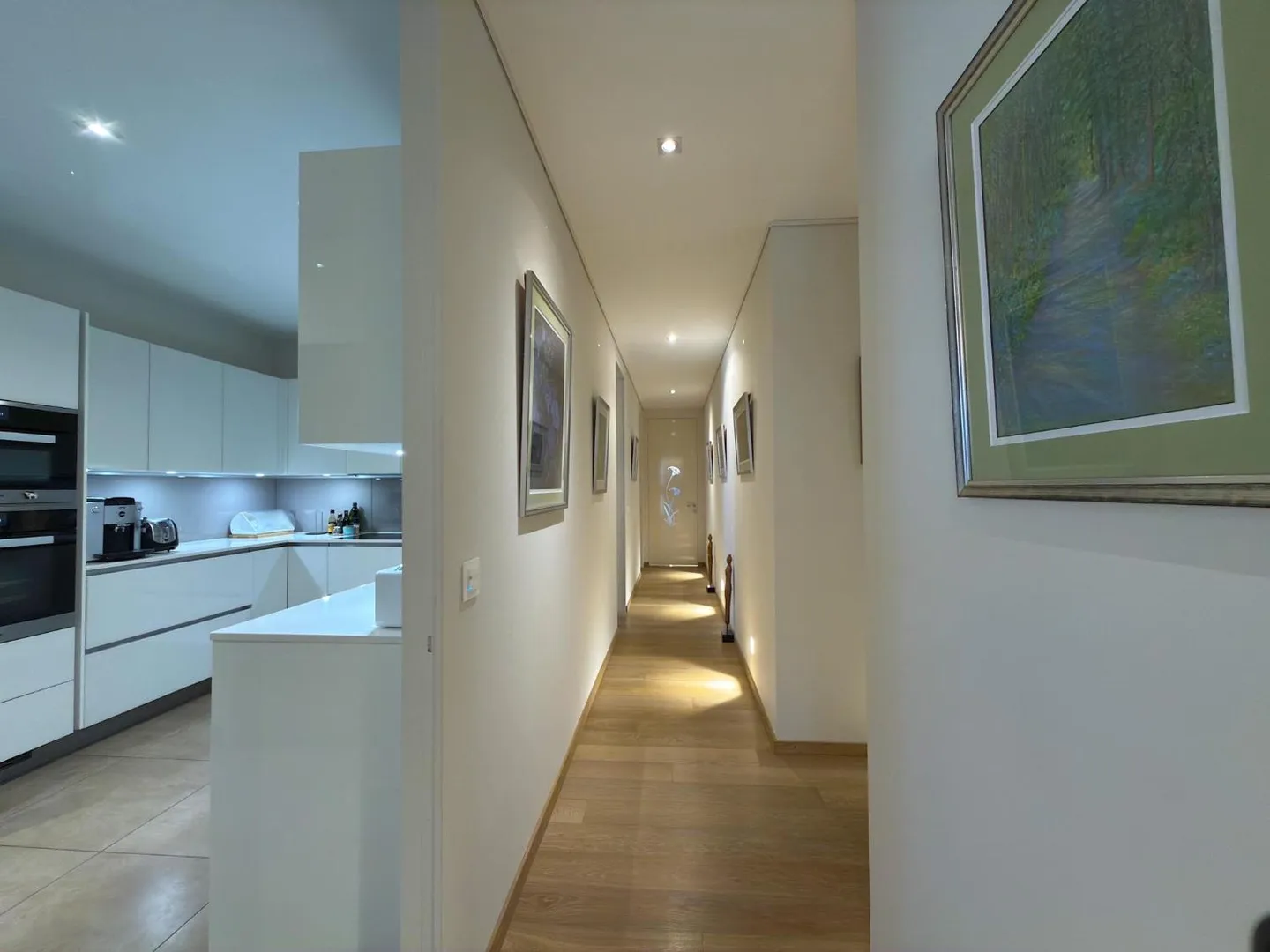 Appartamento di Lusso con Terrazza - Foto 5 di 13