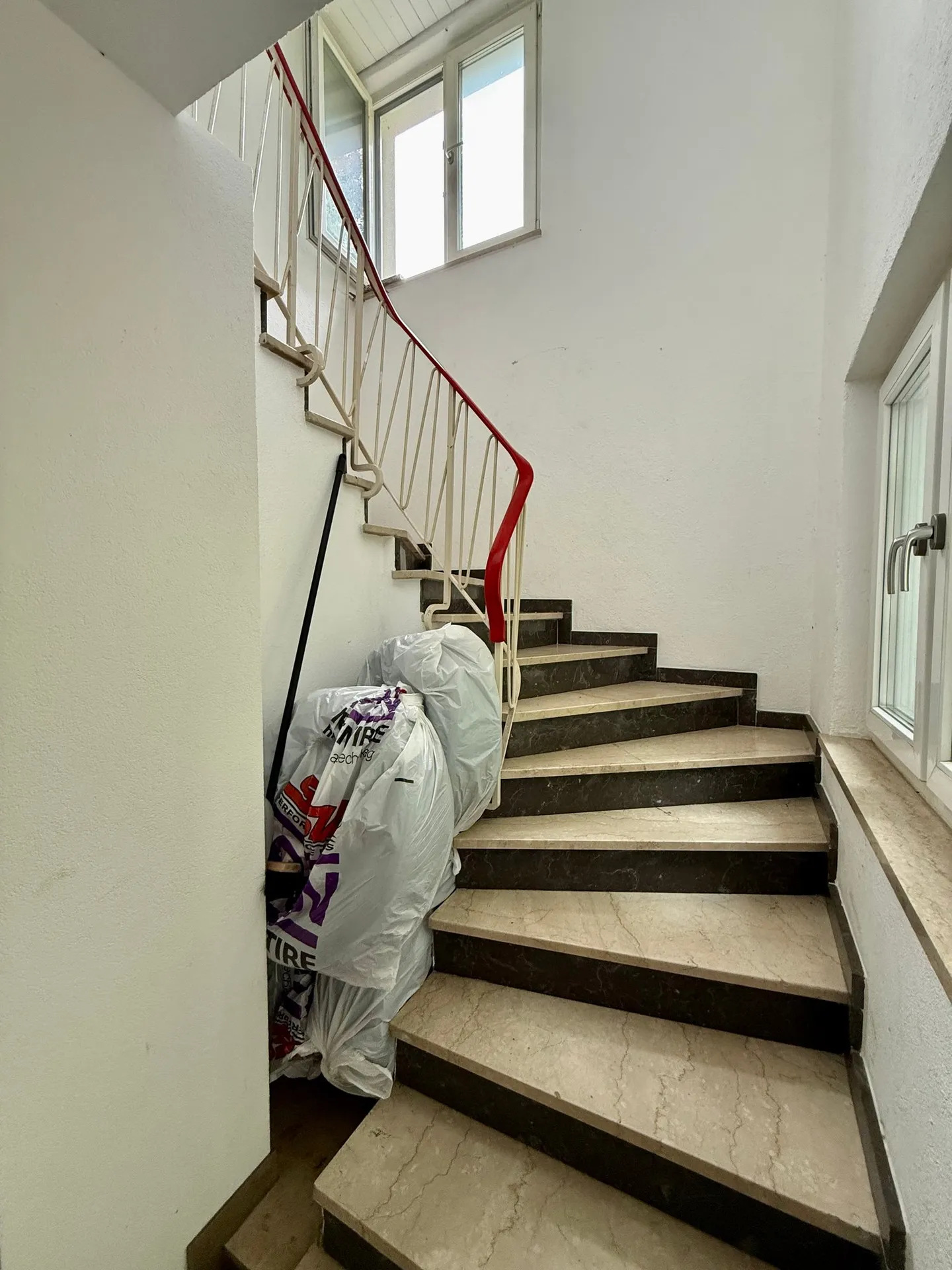 Proprietà residenziale / commerciale come accordo di condivisione - Oggetto di rendimento attraente con grande potenziale - Foto 20 di 27