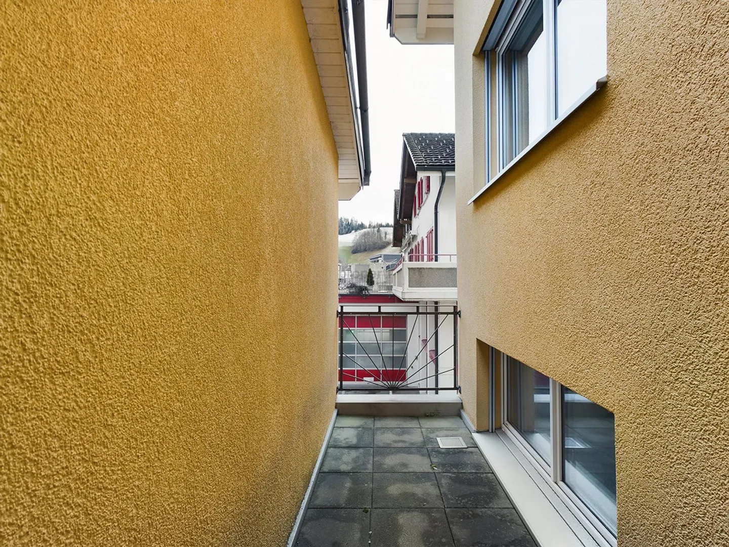 Modernes Apartment mit Balkon - Foto 7 von 8