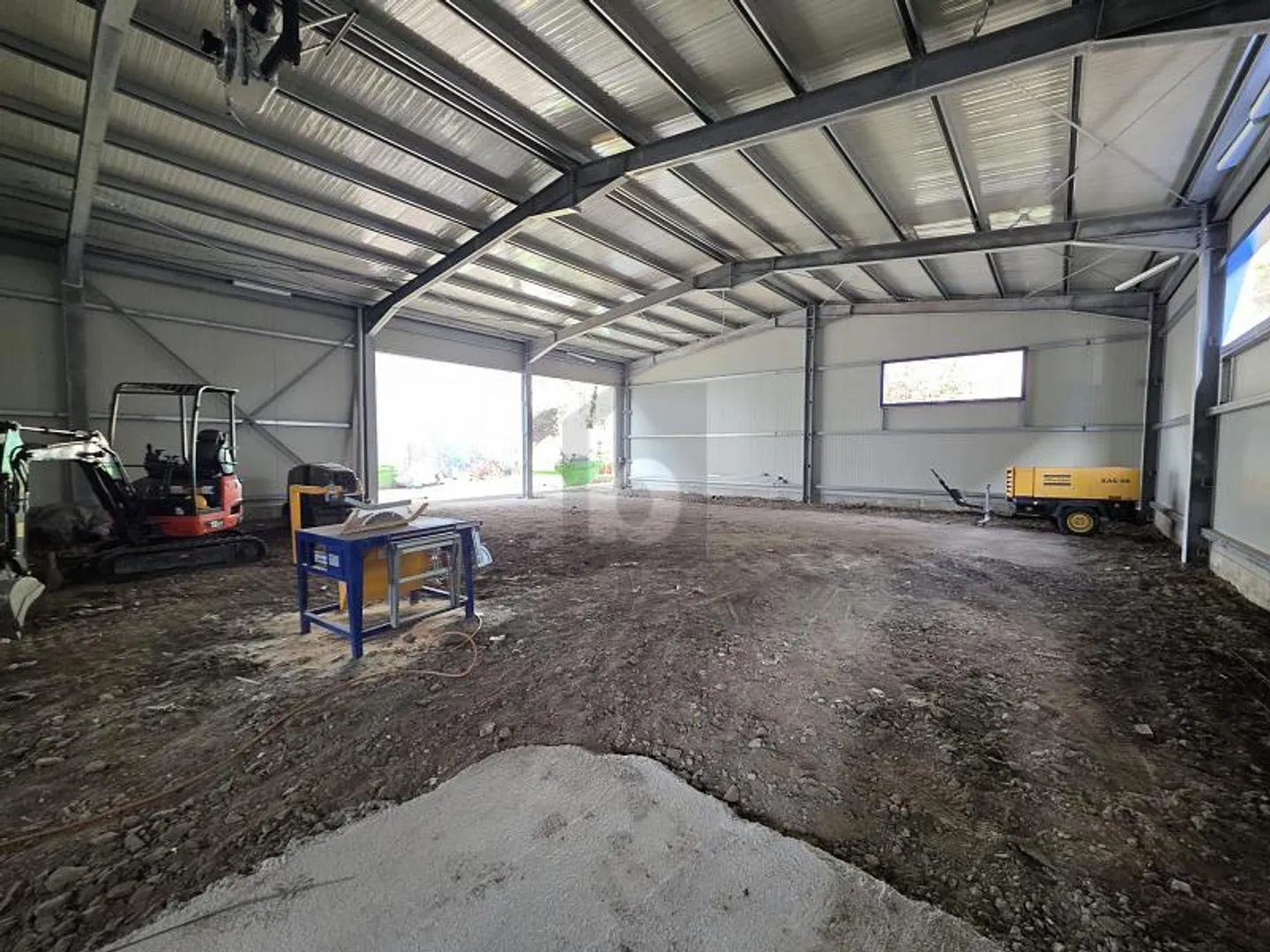 Officina spaziosa a Riazzino - Foto 3 di 4