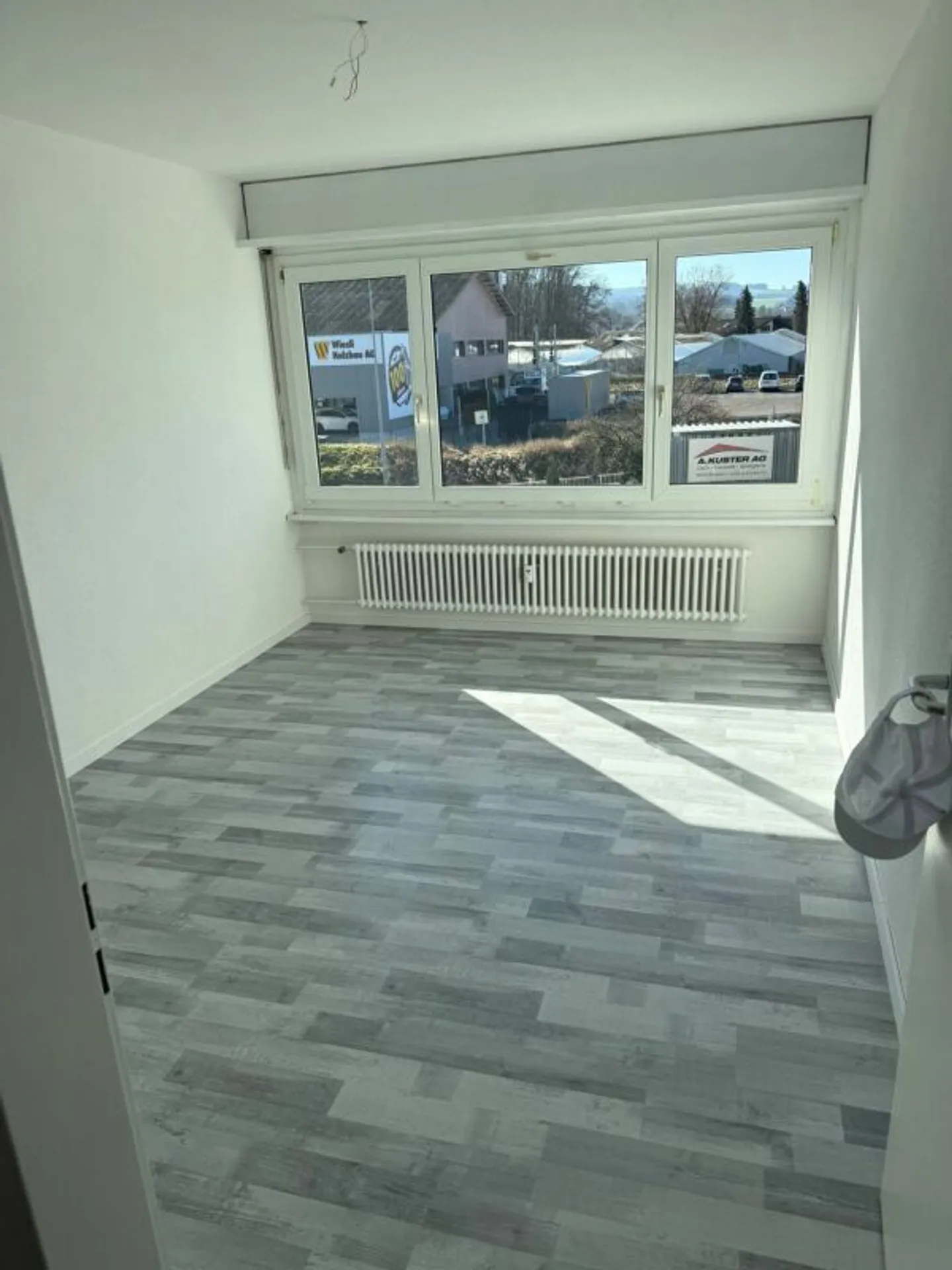 Renovierte 4.5 Zimmer Wohnung - Foto 2 von 8