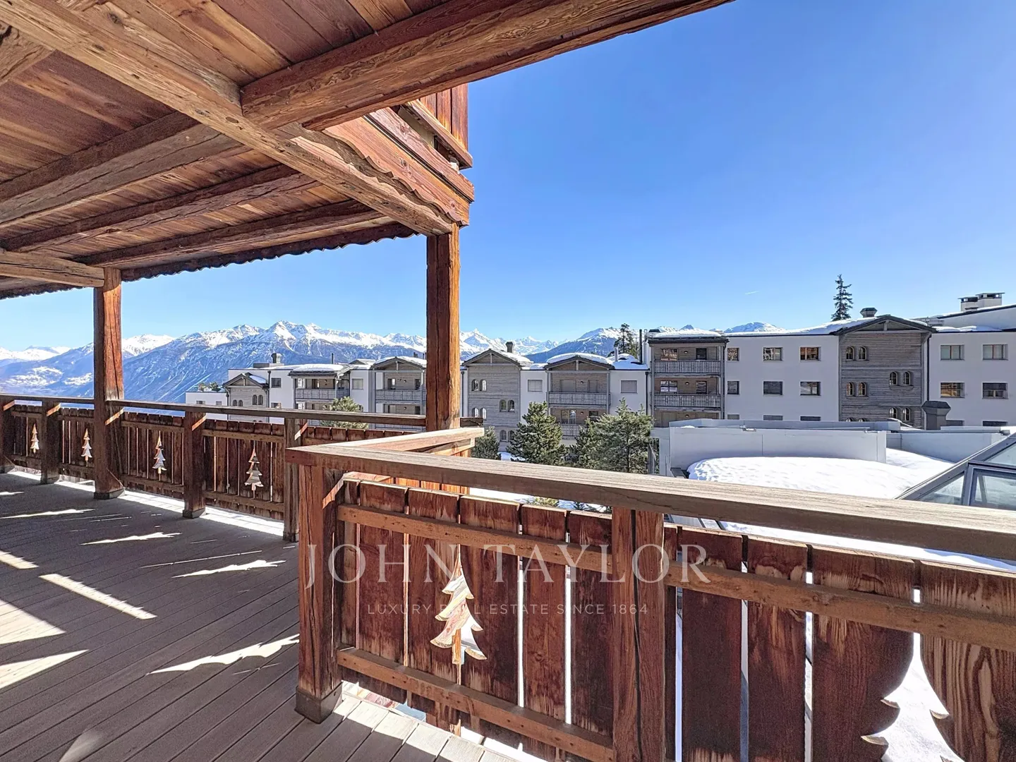 Appartamento 4 locali 1/2 nel centro della stazione di Montana - Grande balcone, vista, garage - Foto 2 di 8