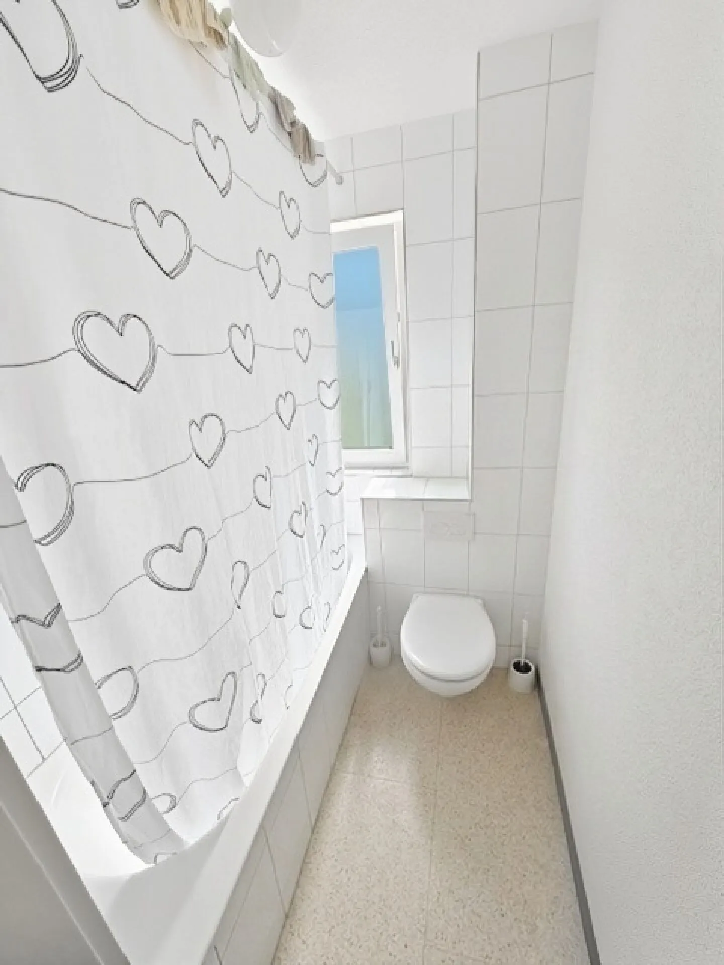 Appartement spacieux de 4,5 pièces dans un emplacement central - Photo 7 sur 7