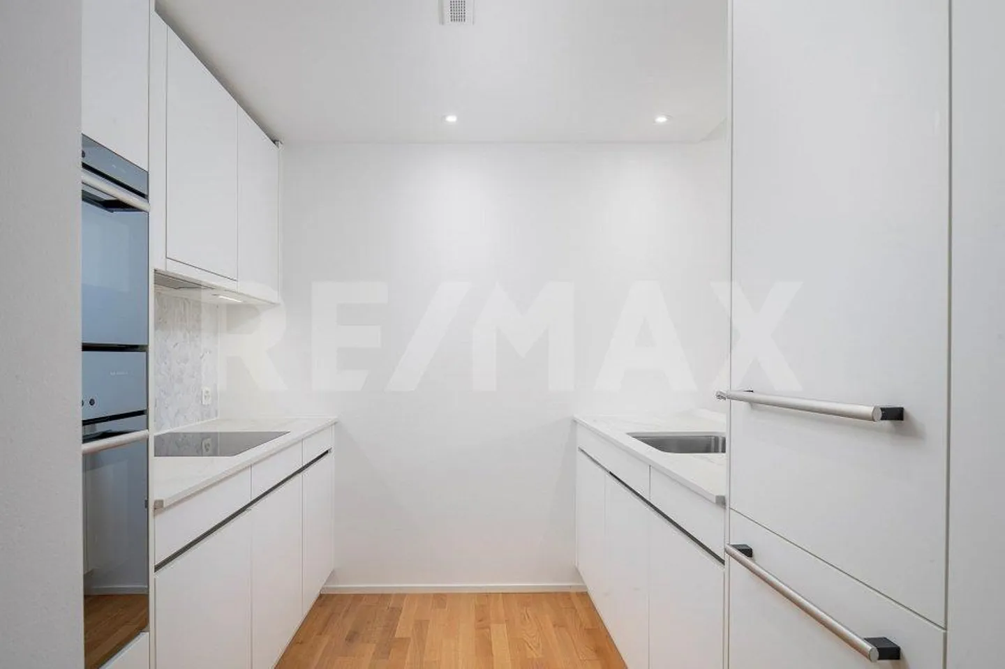 Wohlfühlen auf ganzer Linie – stilvolles Reihenhaus Im Neugrün-Quartier  Mellingen. - Foto 7 von 13