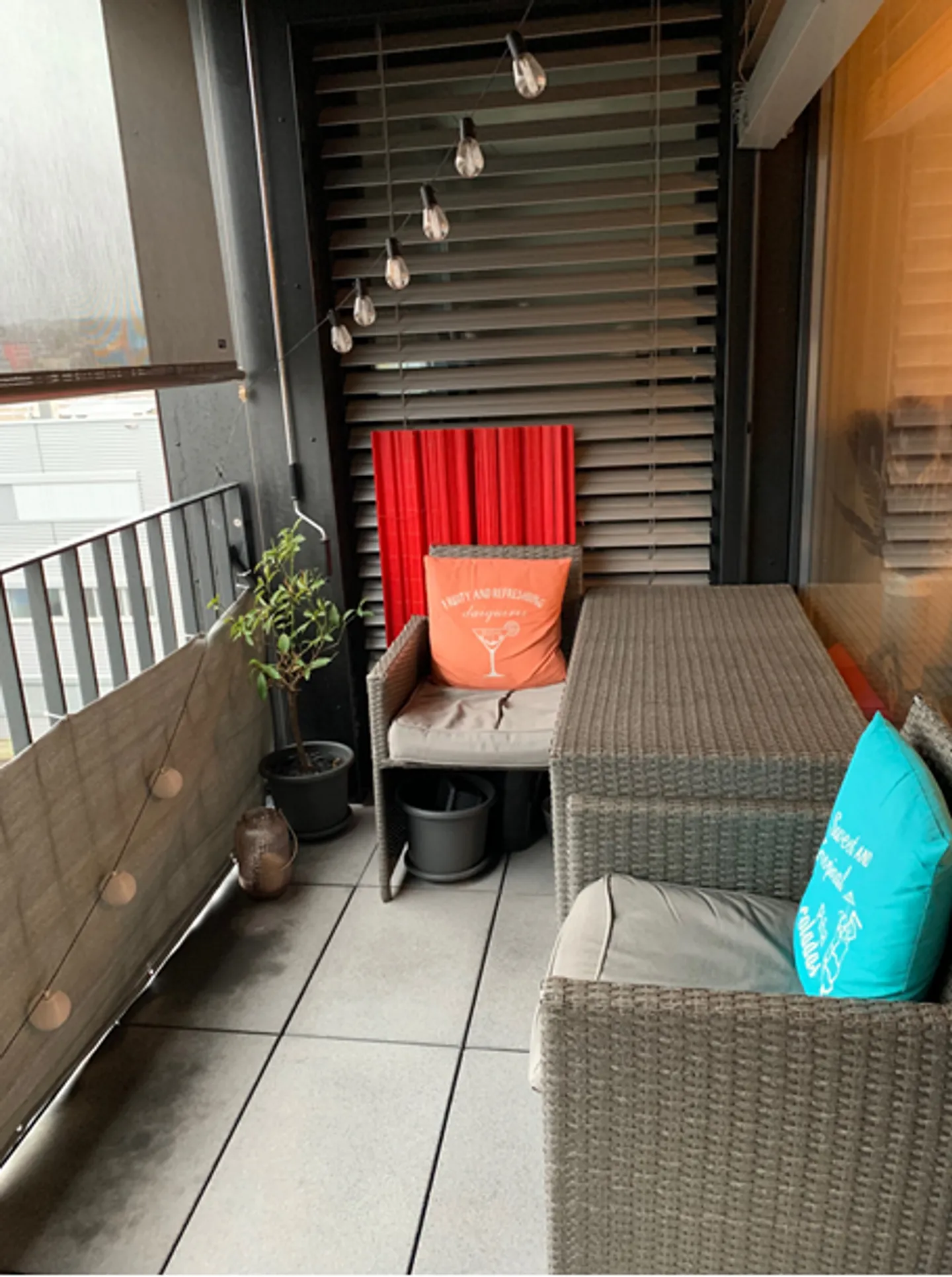 Modernes Apartment mit Balkon - Foto 9 von 10