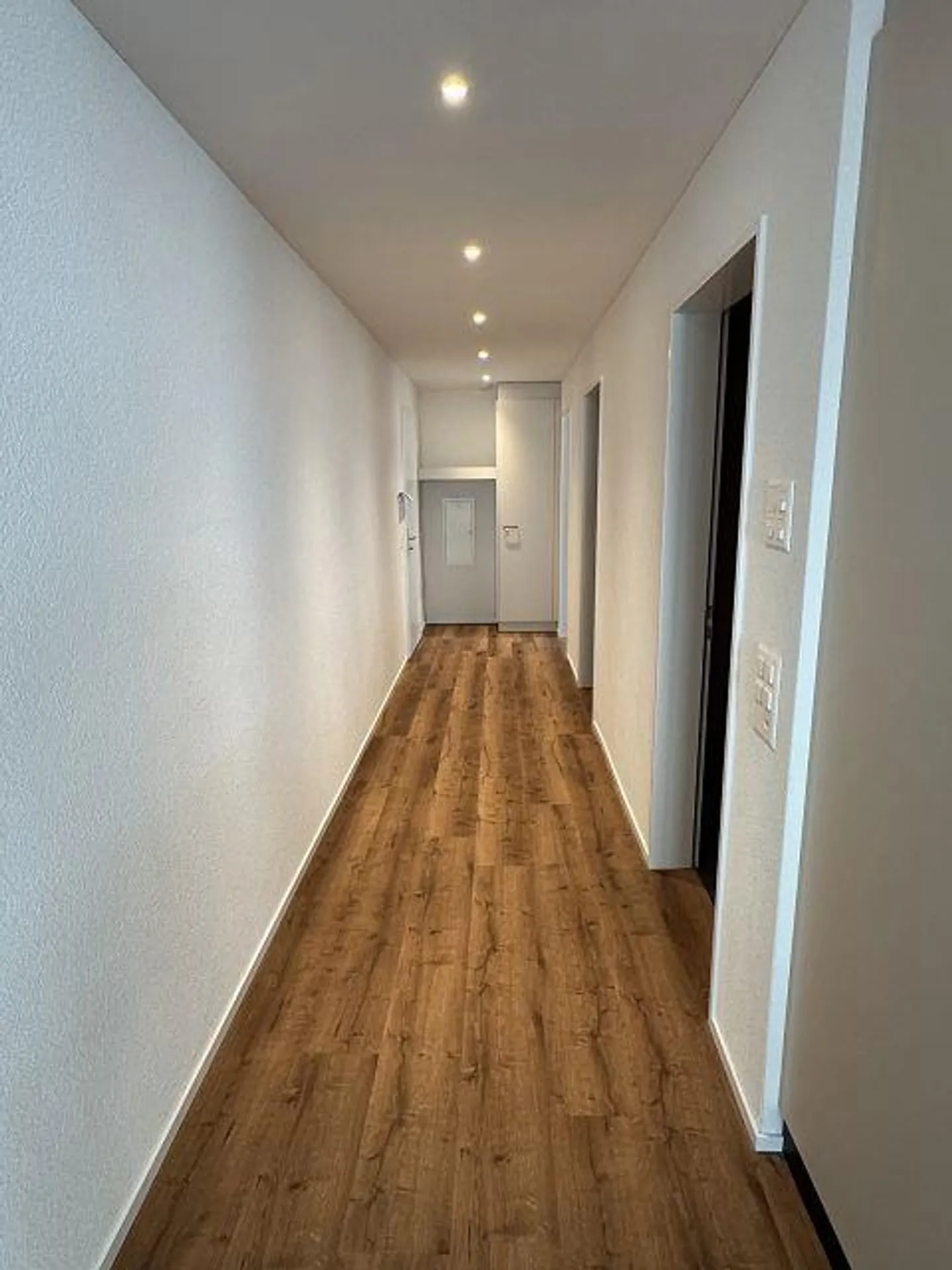 moderne 3.5-Zimmer-Neubauwohnung mit Einzugsbonus! - Foto 5 von 12