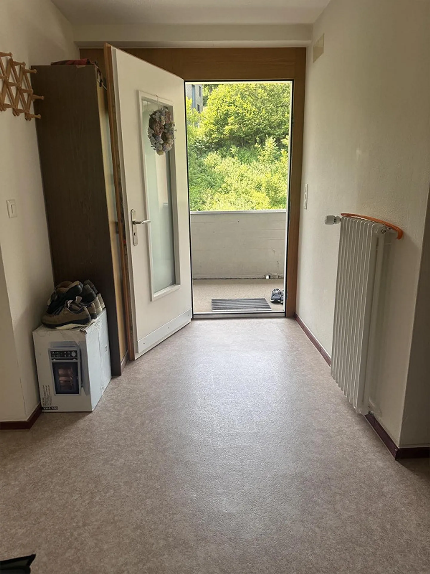 Renovated 3.5-room apartment on the 3rd floor in Rickehus - Photo 2 of 7