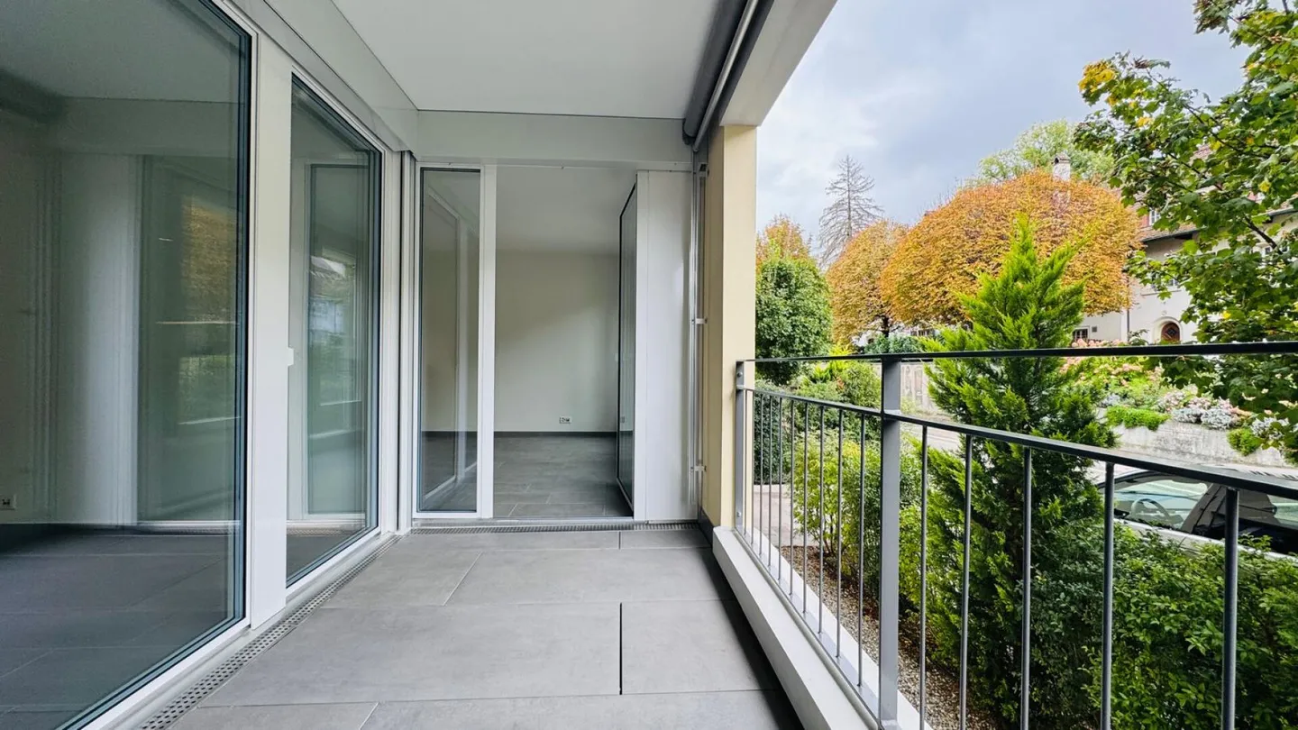 Modernes Apartment mit Loggia - Foto 3 von 13