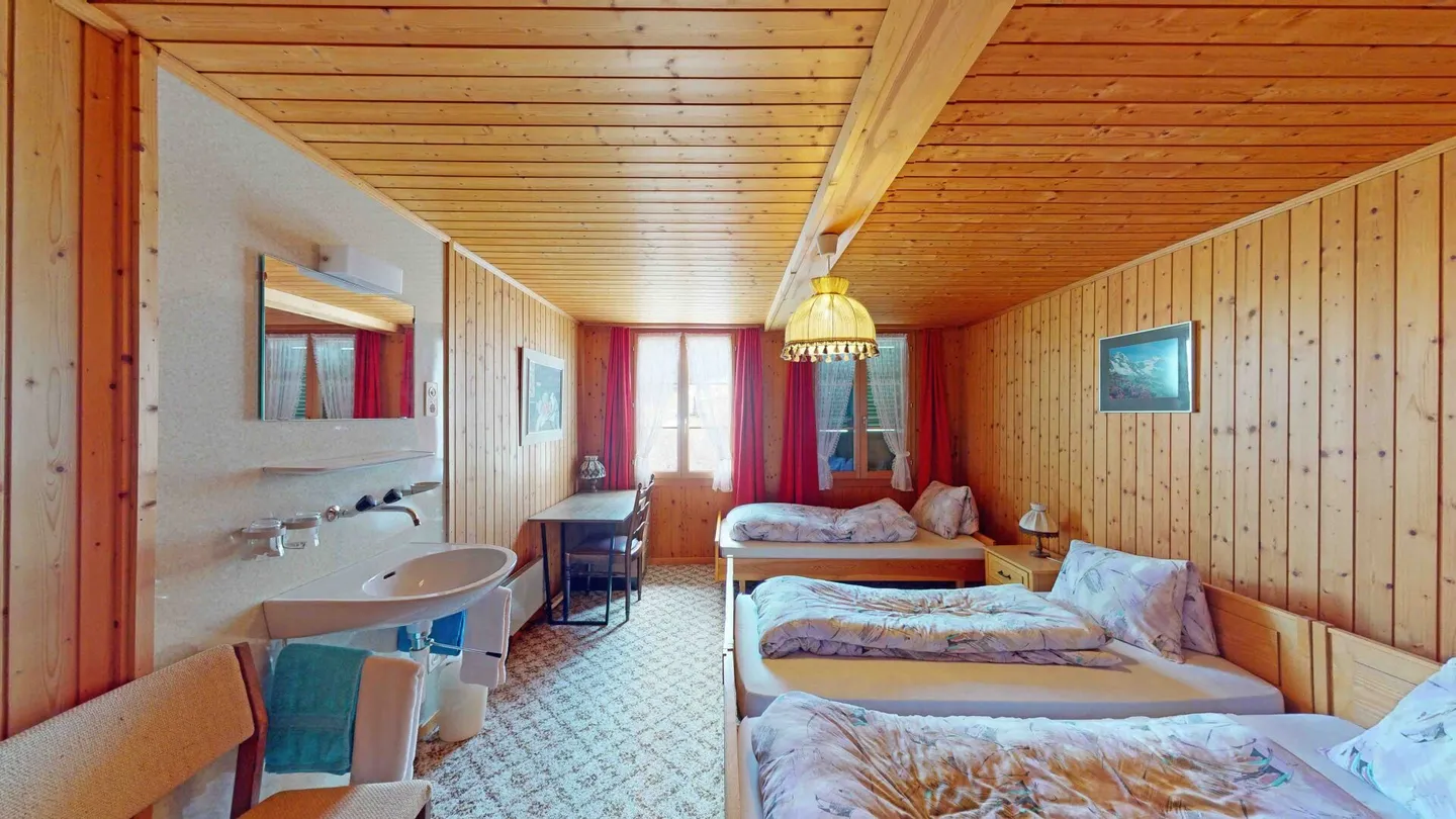 Hotel for sale - Photo 10 of 12