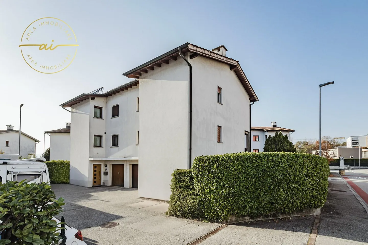 5,5-ZIMMER-REIHENHAUS MIT GARTEN IN MORBIO - Foto 5 von 13