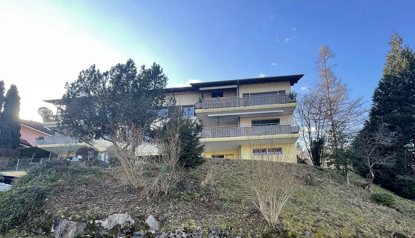 Appartement en duplex de 5,5 pièces avec combles aménagés - Photo 13 sur 15
