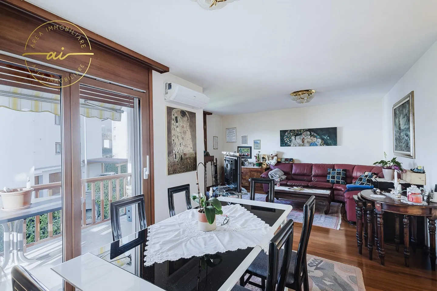 5,5-ZIMMER-REIHENHAUS MIT GARTEN IN MORBIO - Foto 6 von 13