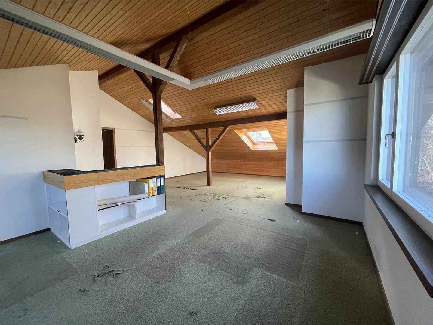 Appartement en duplex de 5,5 pièces avec combles aménagés - Photo 10 sur 15