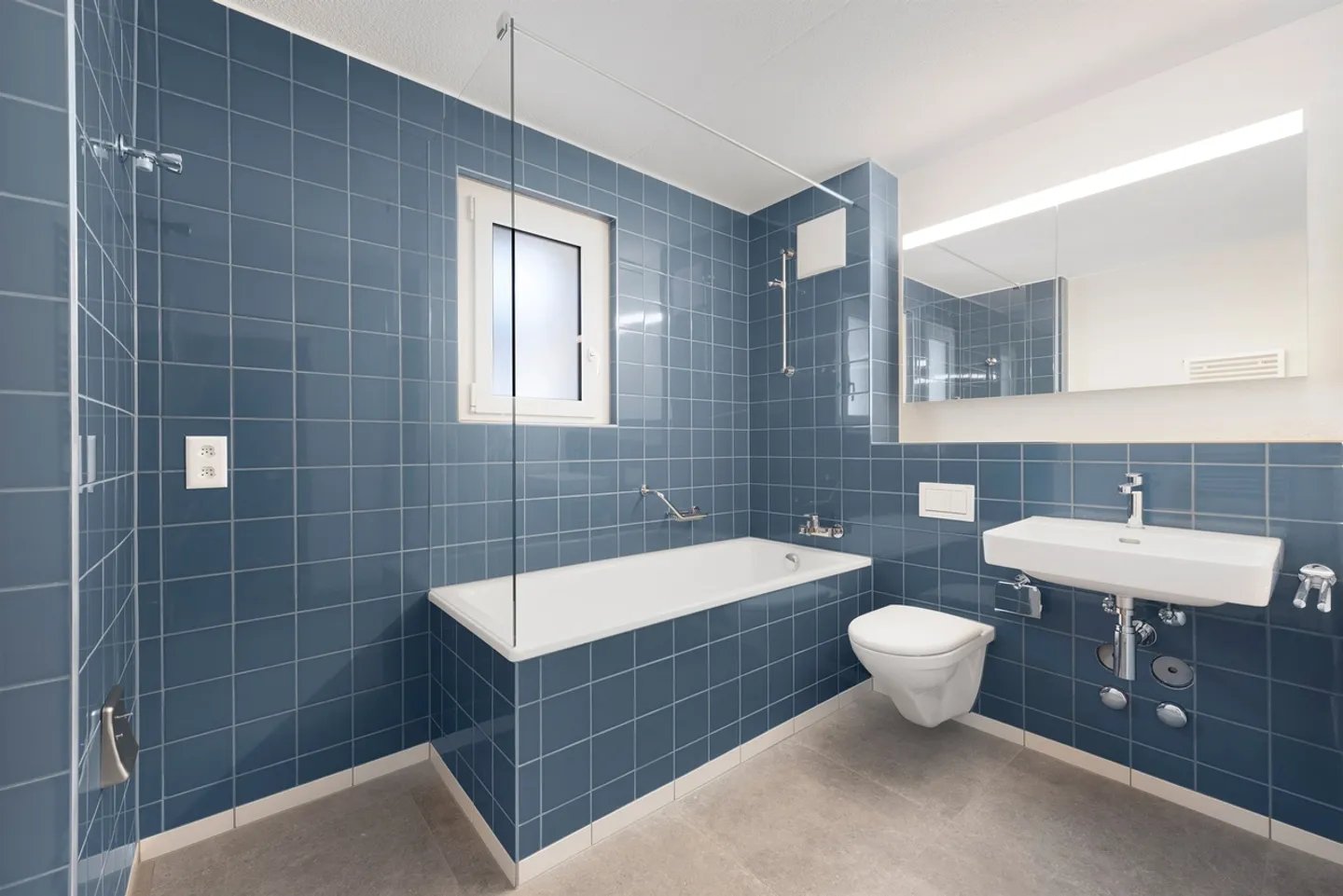 Helle Wohnung mit gemütlichem Sitzplatz - Foto 6 von 6