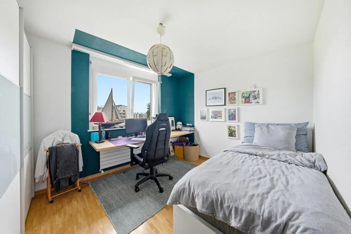 Bright Apartment in Quiet Area - Photo 5 of 7
