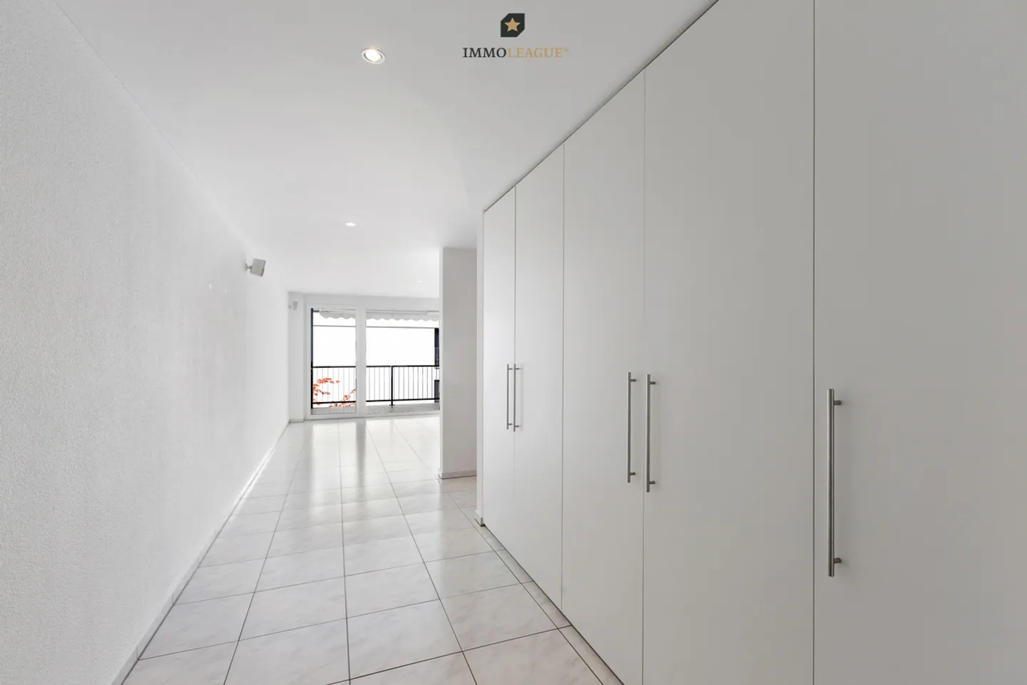 True Size in Prime Central Location. - Photo 4 of 12