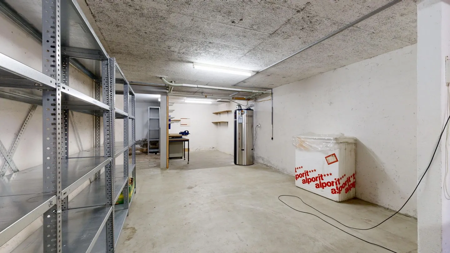 Affascinante casa unifamiliare di 5,5 stanze con grande giardino - Foto 15 di 17