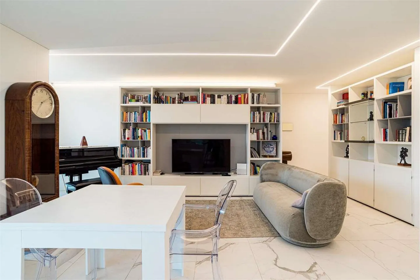 APPARTAMENTO ELEGANTE DI 3,5 LOCALI NEL CUORE DI LUGANO-BREGANZONA - Foto 5 di 12