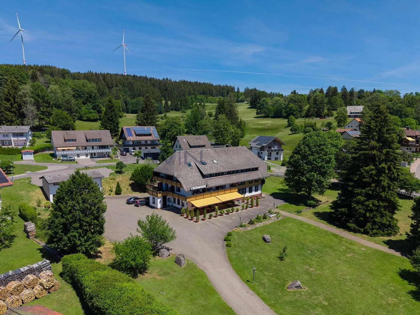 Hotel in idyllic location - Photo 2 of 13