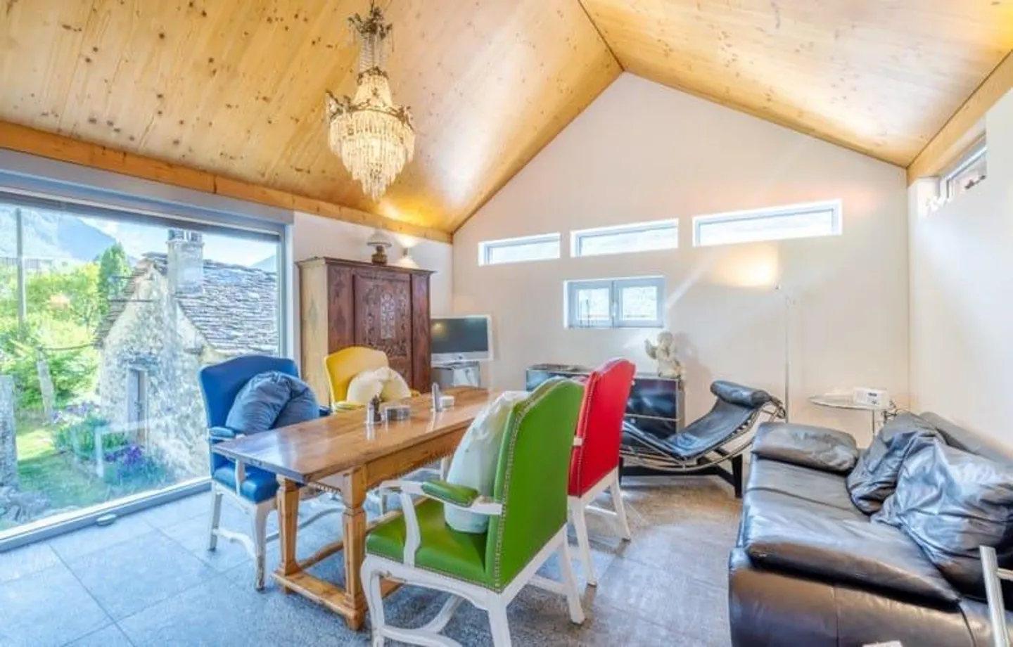 Characterful 4-Room Chalet with a View in Malvaglia - Photo 4 of 4