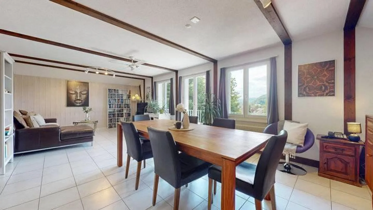 Duplex Incantevole con Giardino e Piscina - Foto 5 di 9