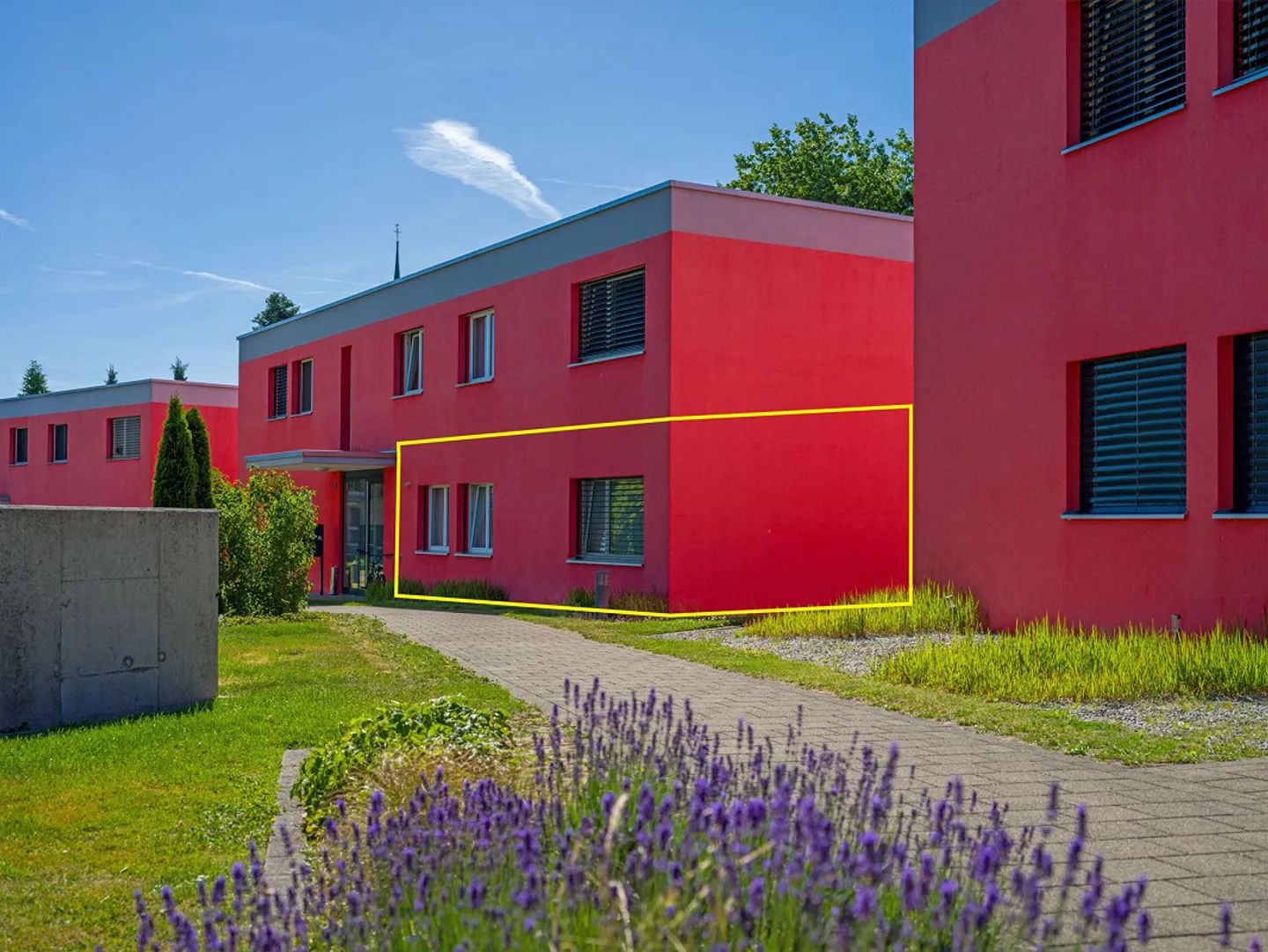4.5 Room Garden Apartment with Private Garden Area in Fischbach-Göslikon - Photo 8 of 13