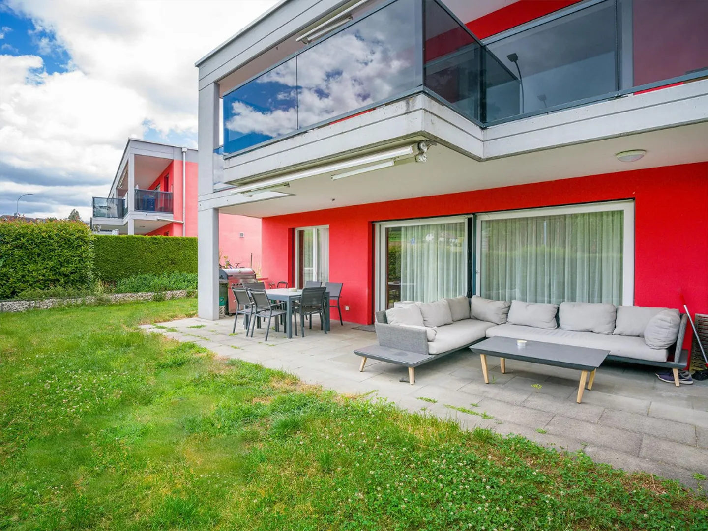 4.5 Room Garden Apartment with Private Garden Area in Fischbach-Göslikon - Photo 10 of 13