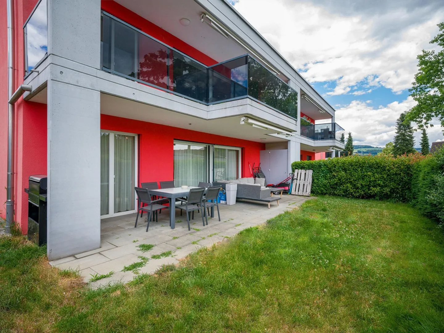 4.5 Room Garden Apartment with Private Garden Area in Fischbach-Göslikon - Photo 12 of 13