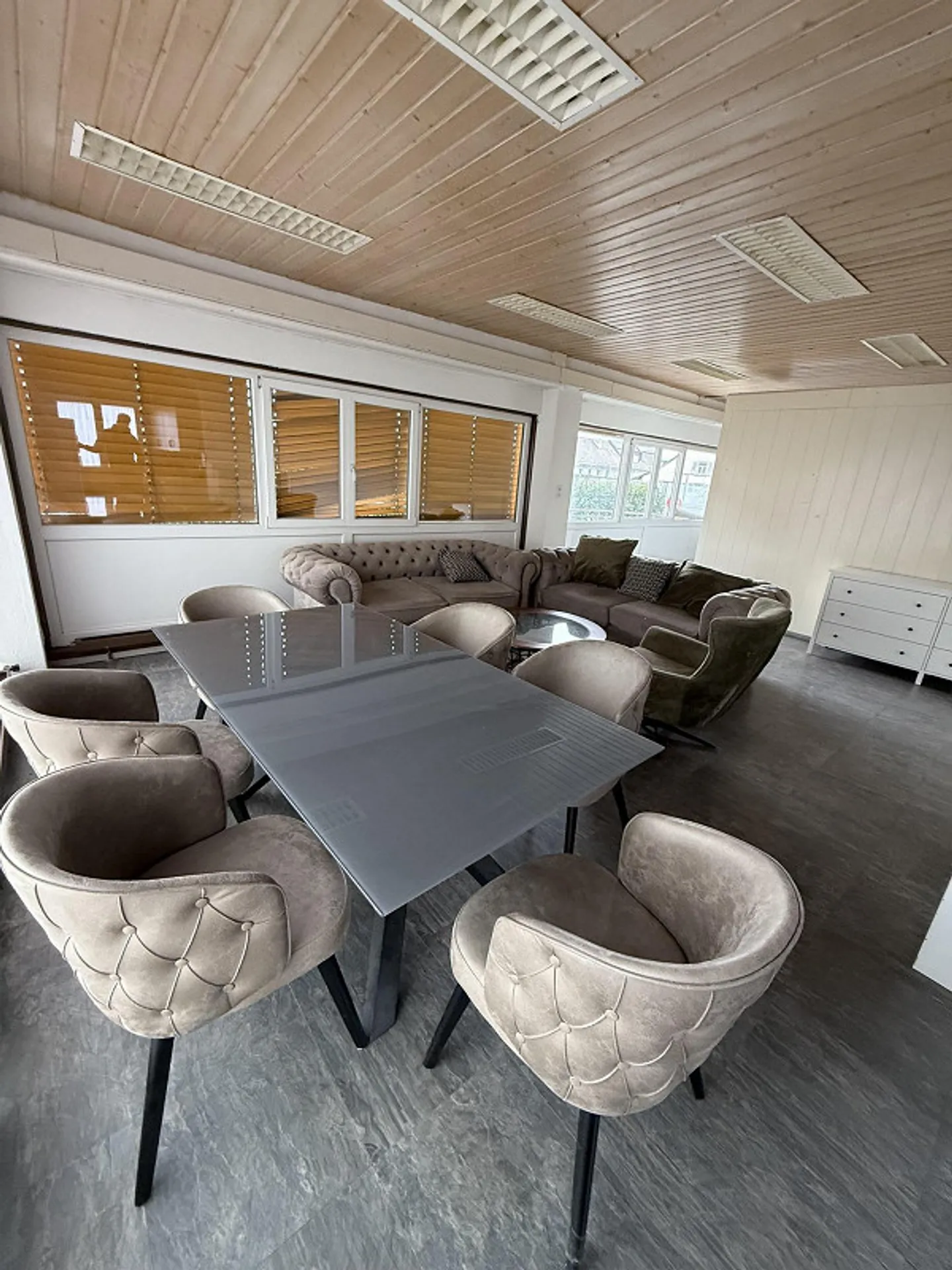 Partially furnished 1.5-room apartment in a central location - Photo 5 of 6