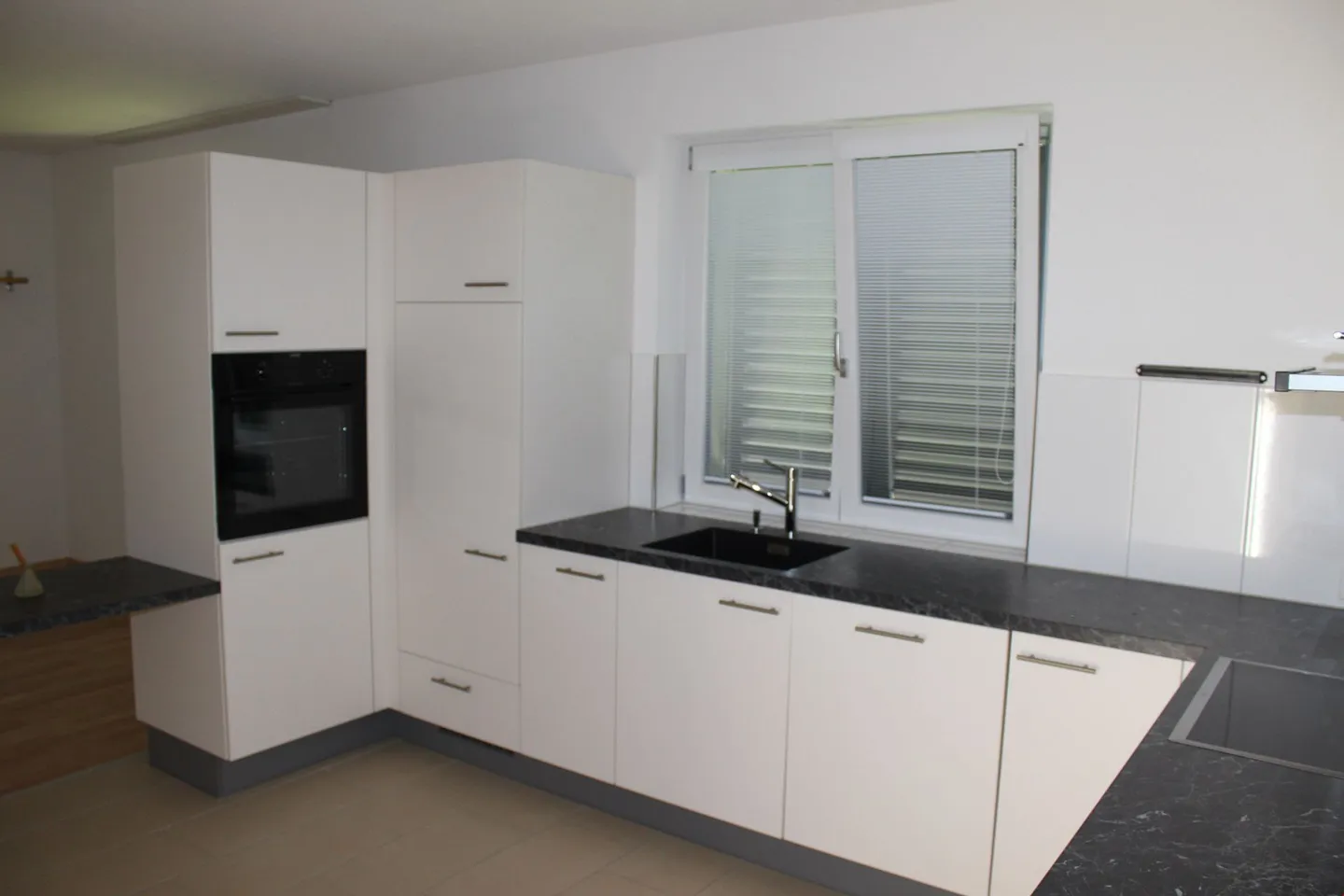 Moderne, günstige 3.5 Zi-Whg. im Erdgeschoss - Foto 3 von 9
