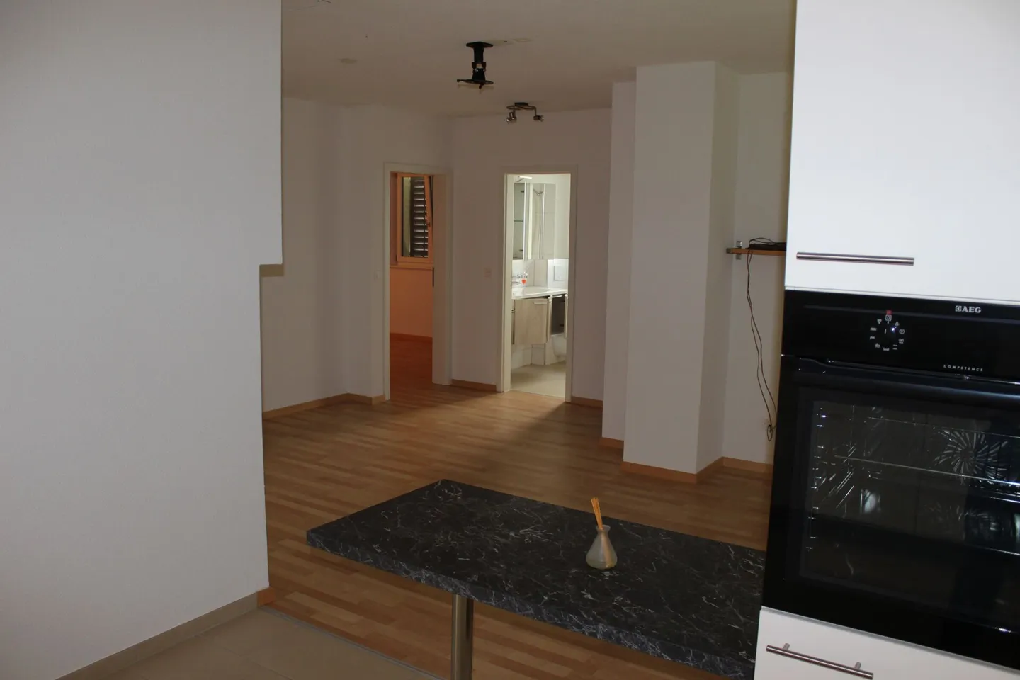 Moderne, günstige 3.5 Zi-Whg. im Erdgeschoss - Foto 4 von 9