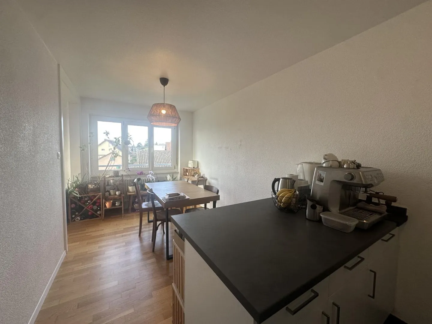 Charmant Appartement 3 Pièces - Photo 3 sur 7